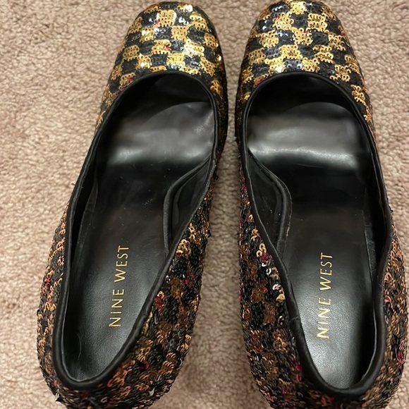 Women’s Nine West 5 1/2 inch sequin platfom heels - Picture 5 of 9